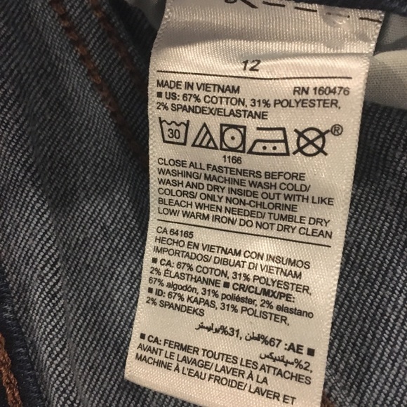 2 Identical Pairs of Old Navy Jeans - Picture 4 of 4